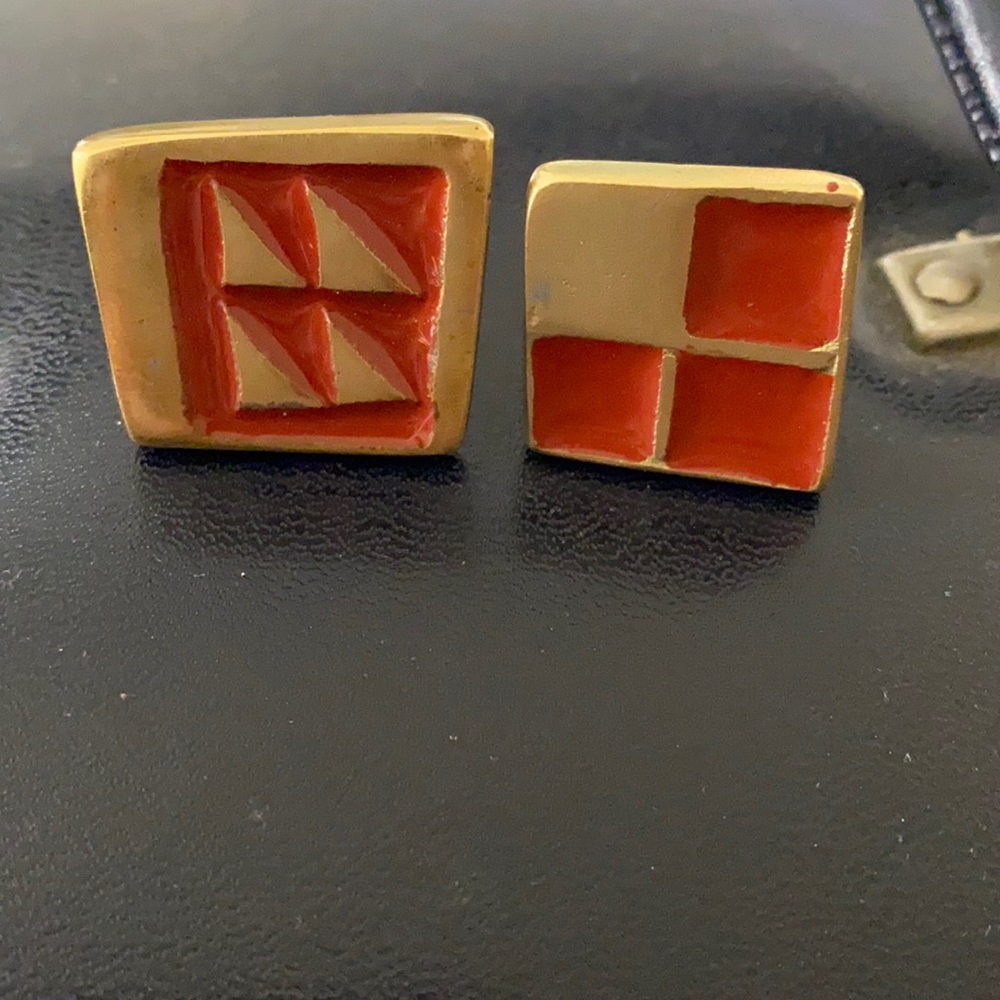 Adjustable brass rings